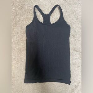 lululemon athletica Ebb to Street